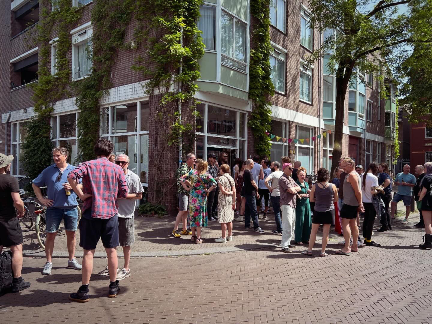 Flash Exhibition & Sniester Pop-Up Shows at [GRID]