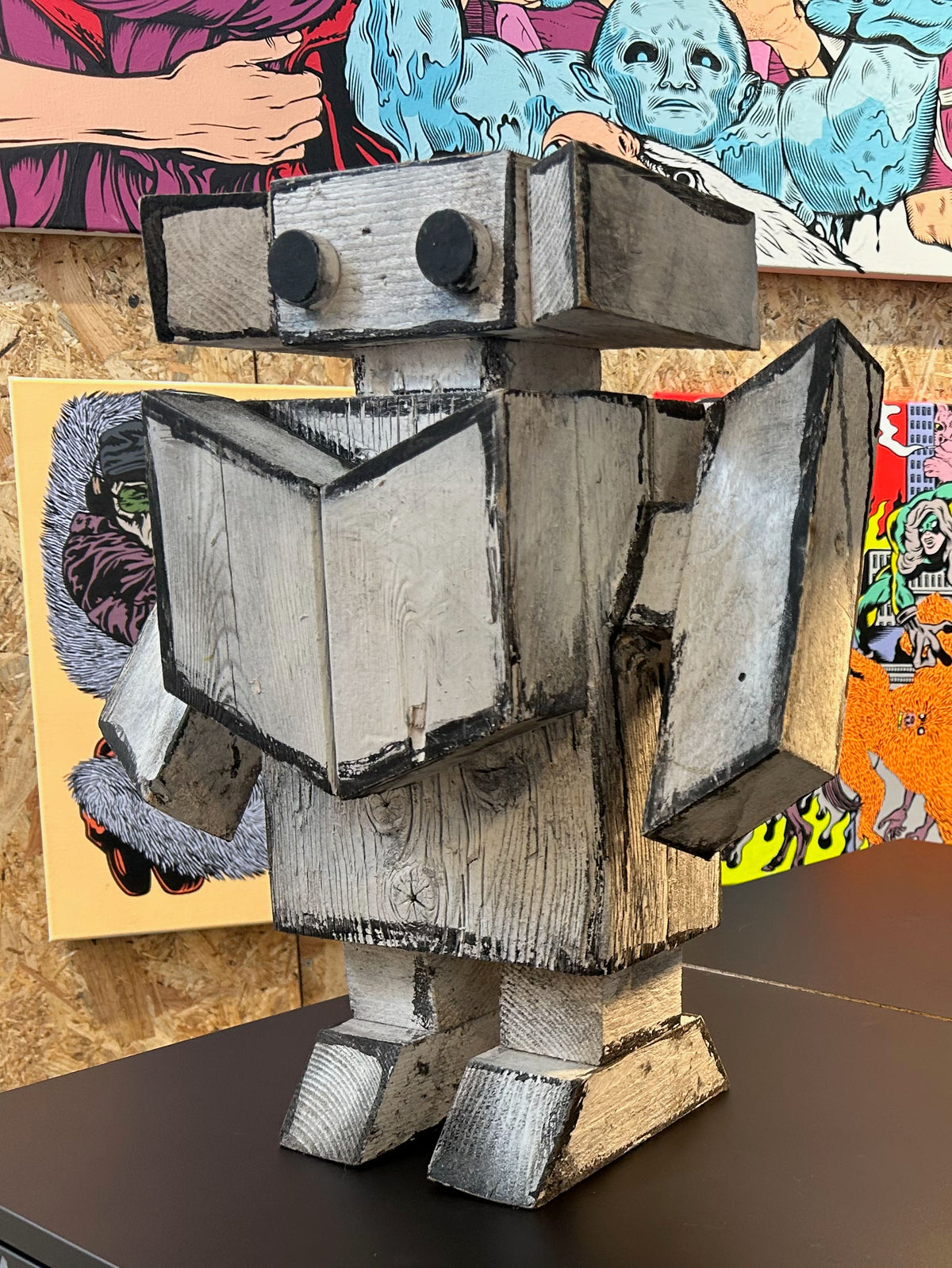 BEEB - The Wooden Robot Collection #1