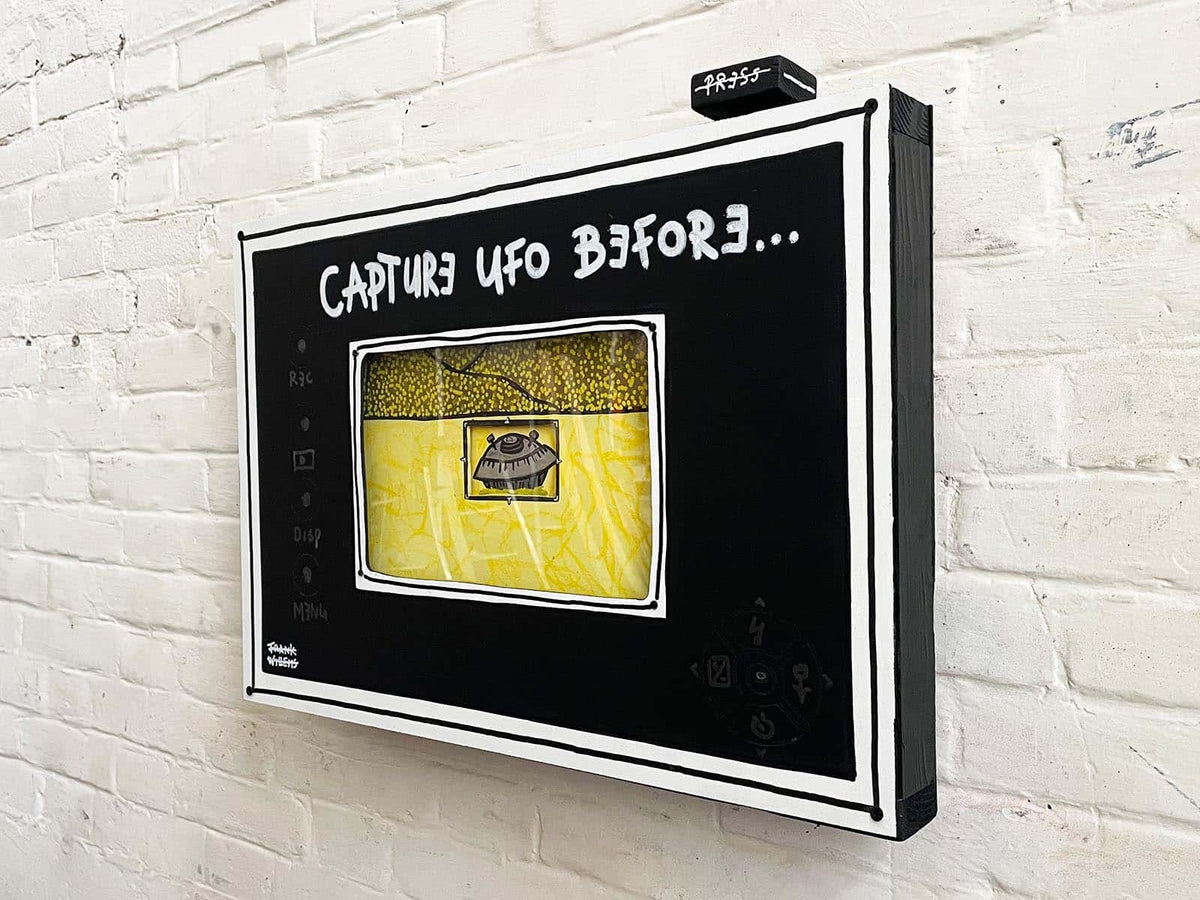 CAPTURE UFO BEFORE YOU MISS YOUR CHANCE – Interactive Painting